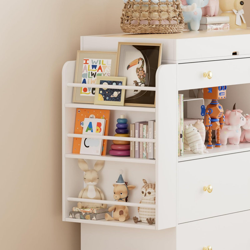 Sleek & Chic Modern Makeup Vanity