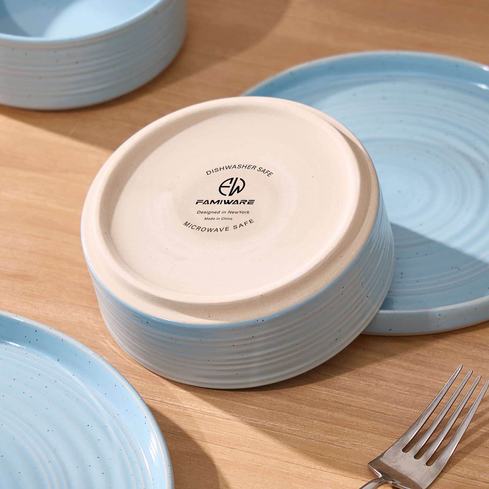 Zaiden Stoneware Dinnerware Set, Ice Blue