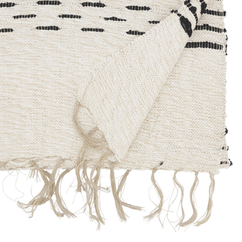 Pari Dining Linens