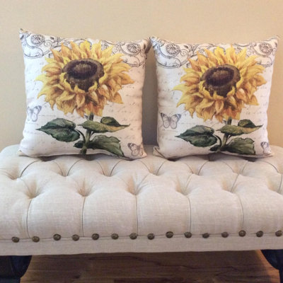 Sunflower Linen Throw Pillow