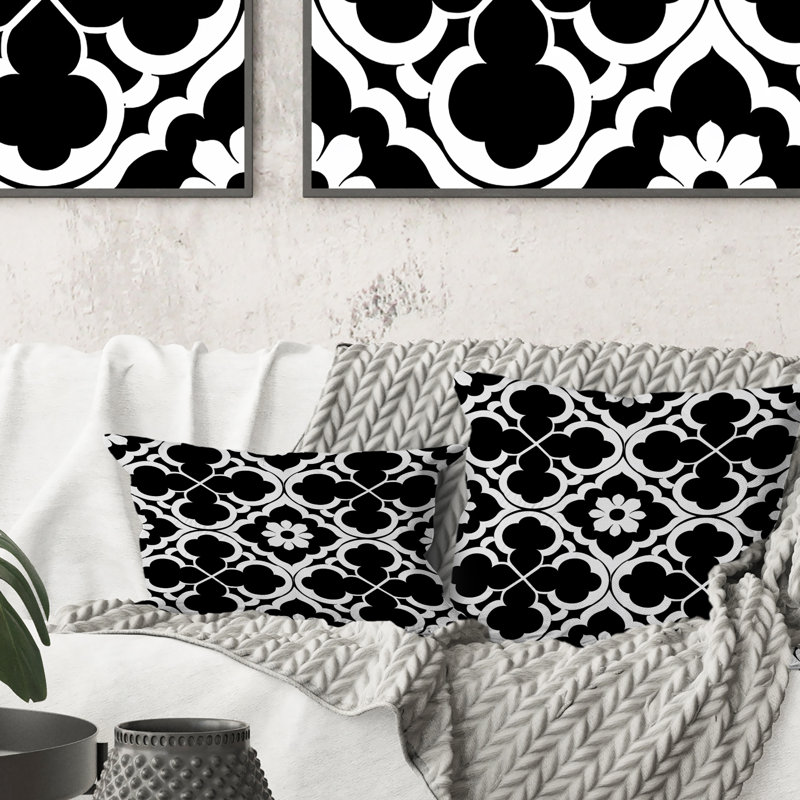Coussin noir noir et blanc quadrilobe VII - moderne, 16" x 16"