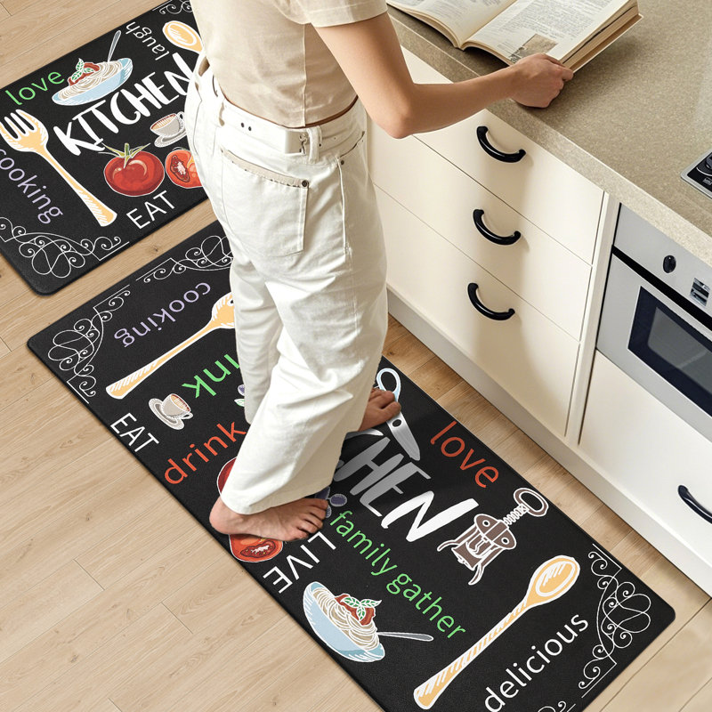Tapis et tapis de cuisine anti-fatigue (ensemble de 2), Noir / rouge / jaune, Tapis de couloir 17 po x 28 po + 17 po x 59 po