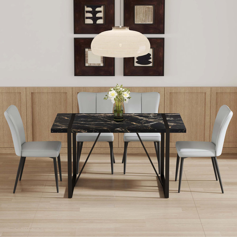 Ensemble de table et de chaises, ensemble de salle à manger en MDF à motif de marbre moderne - avec 4 chaises en polyuréthane avec un motif à rayures verticales sur le dossier