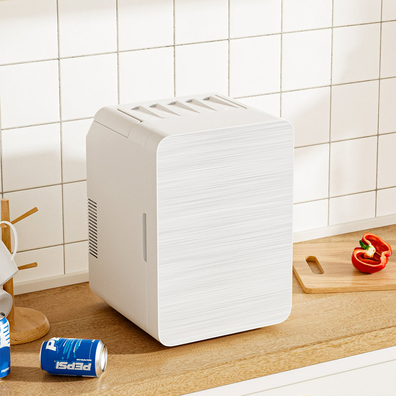 Dakota Fields 10 L Freestanding Mini Fridge
