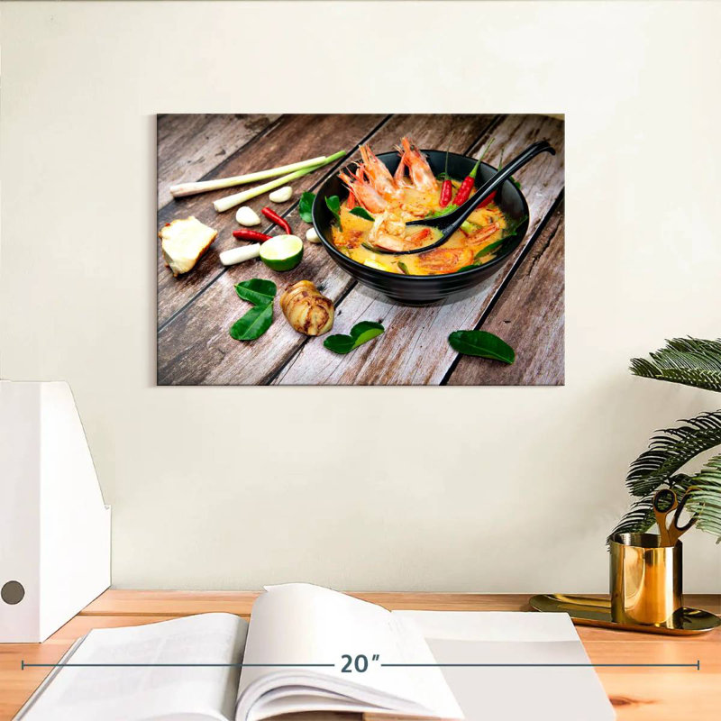 Yarlin Thai Tom Yum Kung Soup, 8" H x 12" W