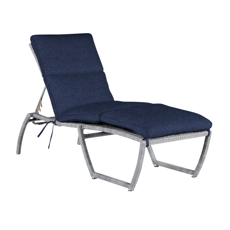 Chaise longue d'extérieur en résine et osier Skye N-Dura, Huître, Welt, Indigo Intermix