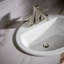 Lavabo encastré ovale en céramique avec trop-plein Bryant-10940788-19195625