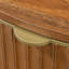 Table basse ronde avec rangement, table centrale cannelée, 2 tiroirs avec poignées dorées, maison de campagne moderne, salon-132397945