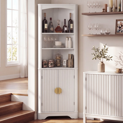 Grande armoire de coin cannelée Farmhouse avec tablettes ouvertes, l 15,75 po x H 68,9 po