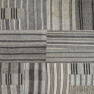 Tapis gris/zone noire contemporaine