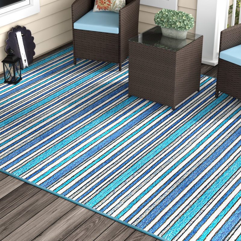 Tapis d'intérieur / extérieur bleu de cobalt / bleu sarcelle tissé à plat à rayures Ellenton