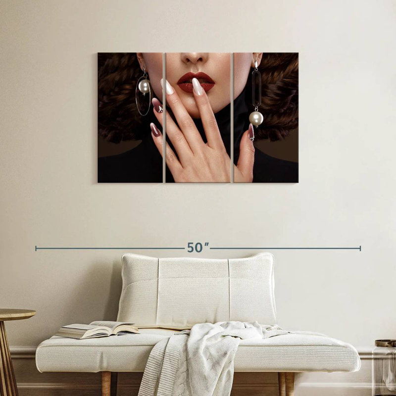 Shuttleworth Red Hot Lips, 24" H x 38" W