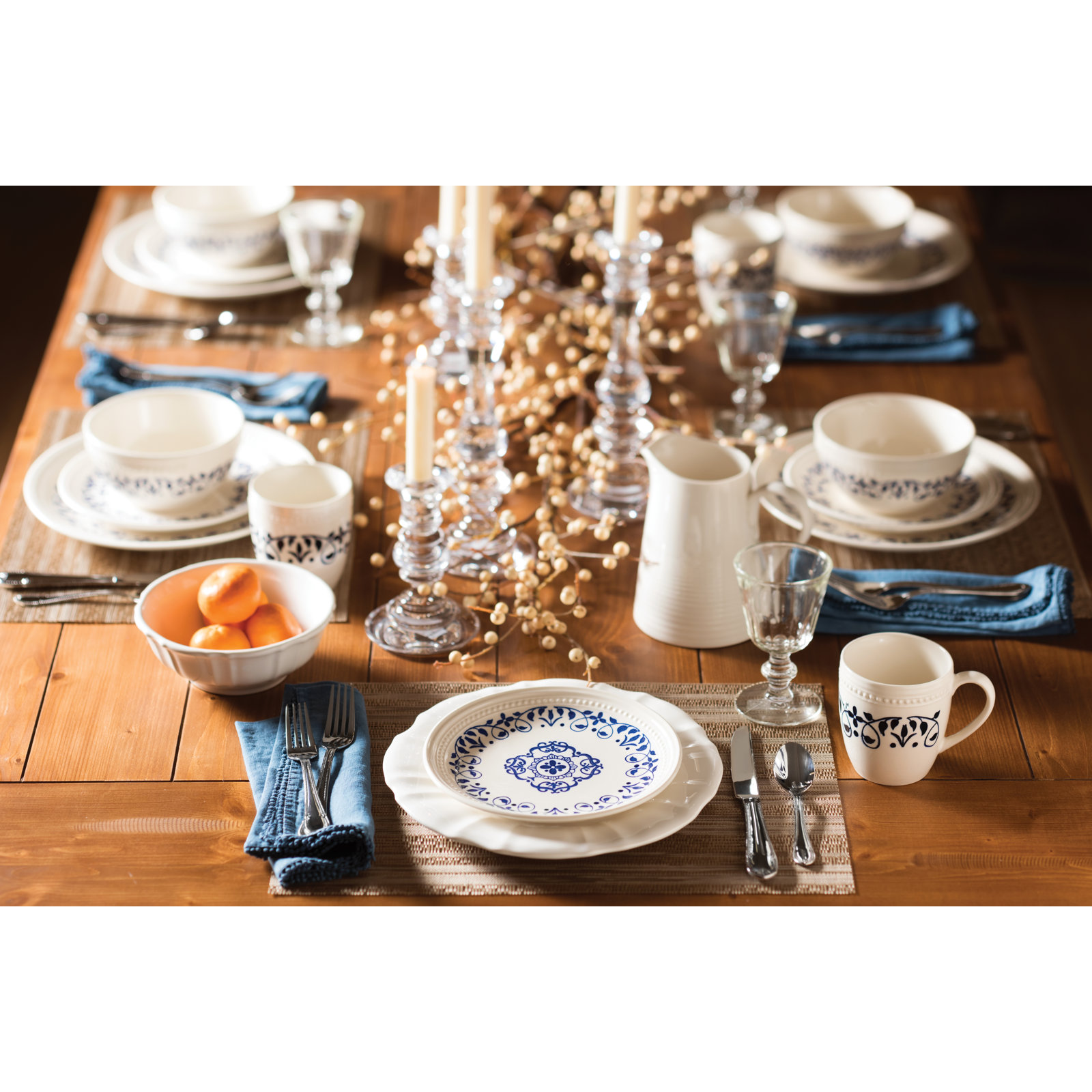 Chloe 16 Piece Dinnerware Set, White