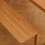 Ensemble de table en bois massif stable et élégant-107725675