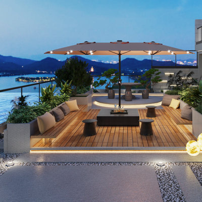 Très grand parasol de terrasse double face de 15 pi avec lumières solaires à DEL, auvent résistant à la décoloration et aux rayons UV, cadre robuste avec base pour terrasse de jardin