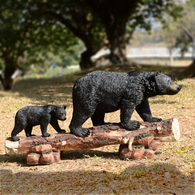 Statue de deux ours noirs