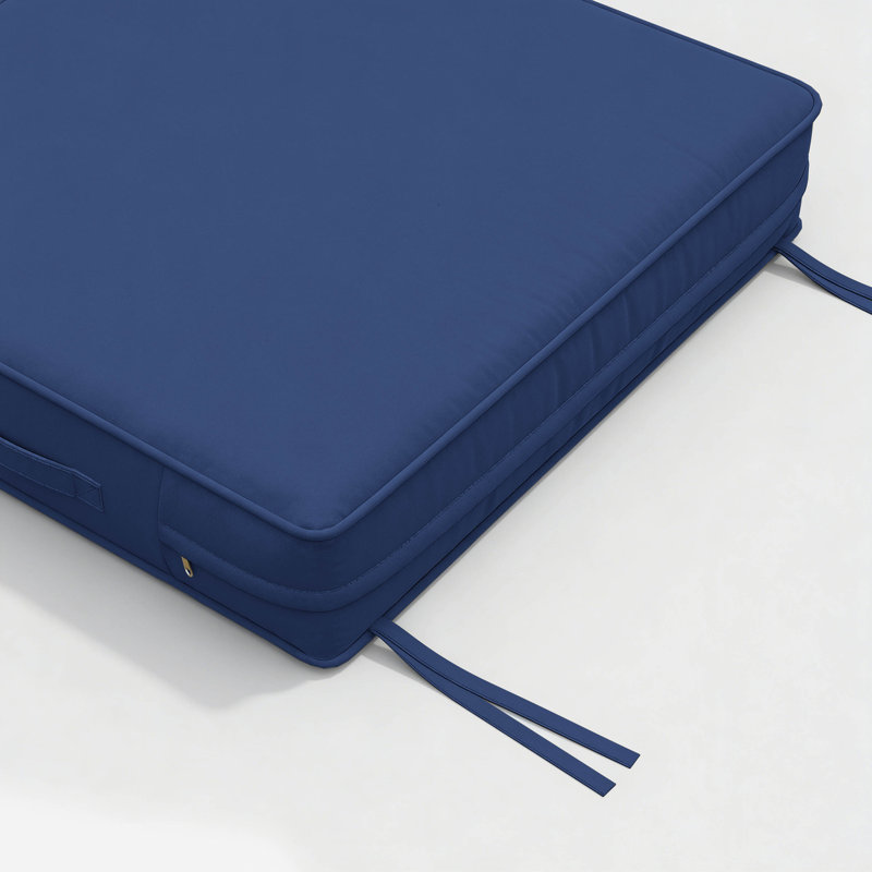 Outdoor Chair Seat Cushions ，Water-Resistant Patio Chair Cushions With Handle And Non-Slip Bottom, 17" W x 16" D, Blue