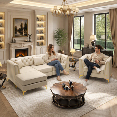 Canapé Chesterfield modulaire léger et luxueux, cuir fuchsia capitonné à la main, accoudoirs à bordure métallique et pieds fins, 4 coussins inclus, beige. Parfait pour le salon ou un appartement.