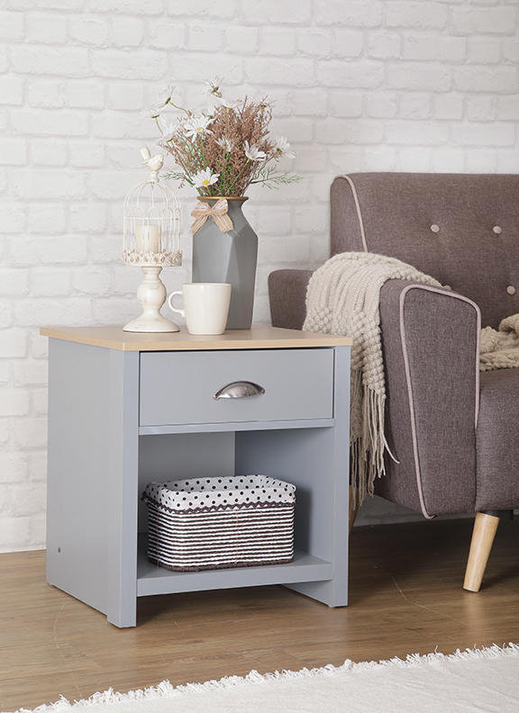 Aalieyah End Table, Grey