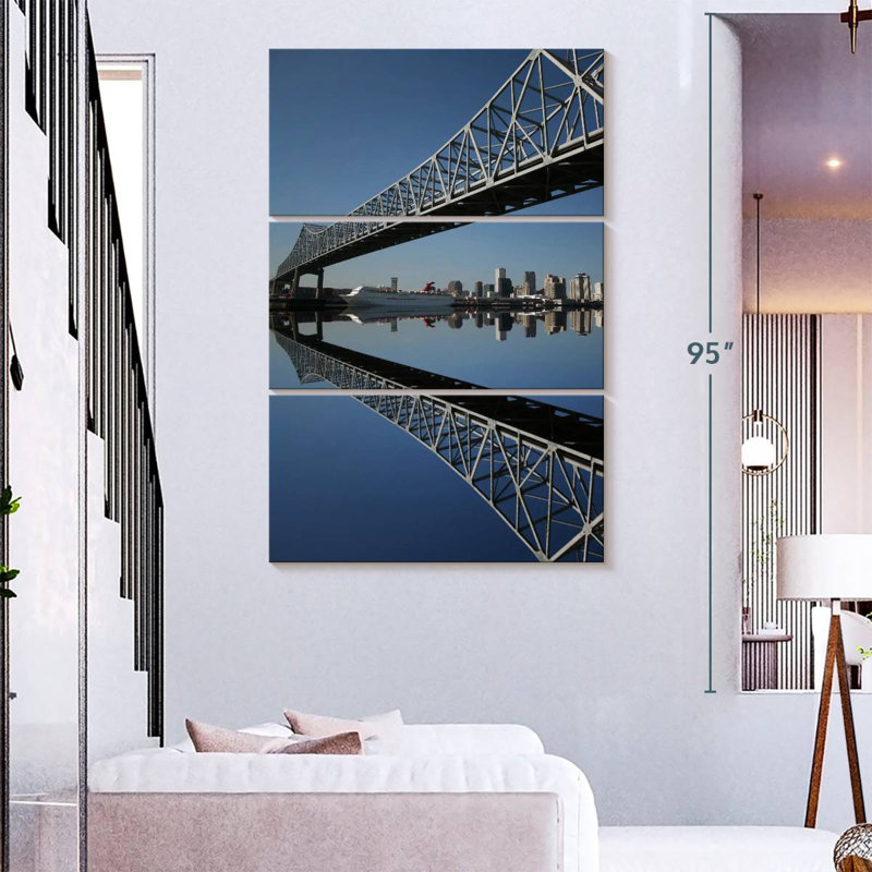 Photographie du pont Lilie Crescent City, H 74 po x l 48 po