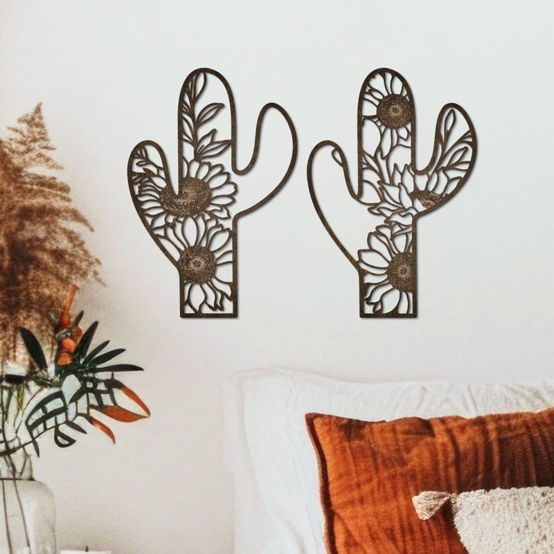 Metal Cactus Outdoor Decor, Rustic Sunflower Metal Wall Art, Floral Nature-Inspired Metal Wall Art for Living Room, Bedroom, Bathroom, Boho Style, Lawn Decoration, 12.2 x 4.6 inches
