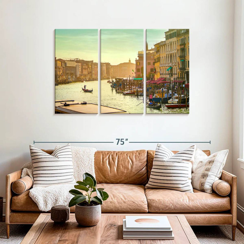 Nicci Venice II, 36" H x 57" W