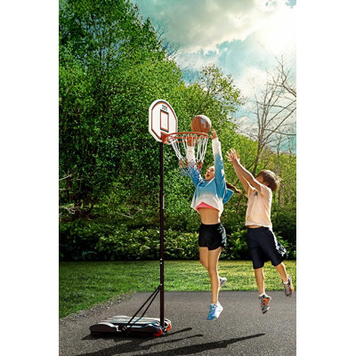Panier de basketball portatif réglable en hauteur de 1,5 à 2,1 mètres, support de basketball complet avec panneau incassable, rouleaux de transport et base remplissable d'eau / sable, idéal pour les jeux dans la cour intérieure