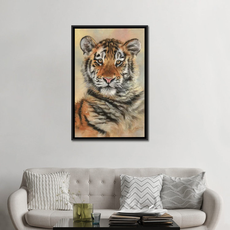 « tiger cub portrait », impression sur toile, H 26 po x l 18 po x P 1,5 po, Toile avec cadre noir, Pas de tapis