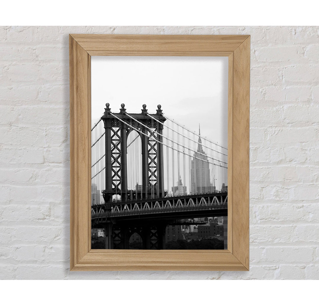 Empire State Through The Bridge - Einzelne Bilderrahmen Kunstdrucke