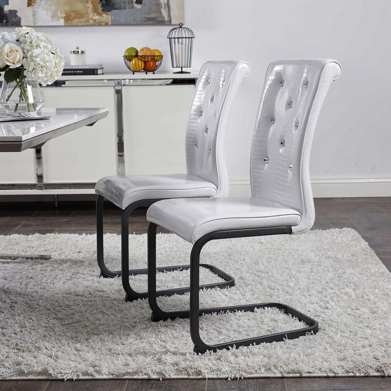 Ensemble de deux chaises d'appoint blanches et noires en similicuir, Blanc, Noir
