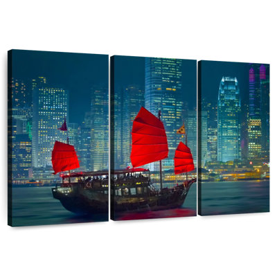 Mehar Tour Boat In Hong Kong