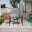Ensemble de conversation d'extérieur moderne: 2 chaises en rotin PE + table d'appoint en acier et en verre trempé - Durable et élégant