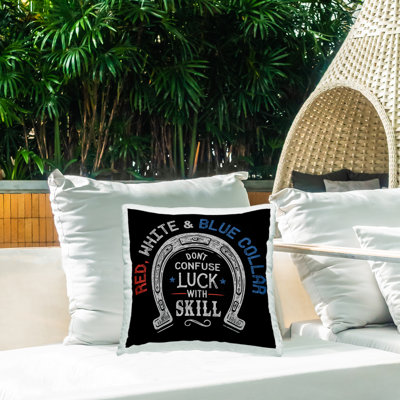 «Don't Confuse Luck with Skill», coussin décoratif imprimé par Jedco Brands, Inc.