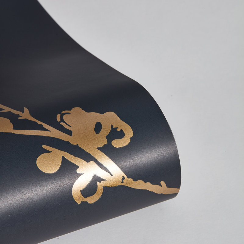 Aihnoa 27' L x 27" W Peel and Stick Wallpaper Roll, Black/Gold