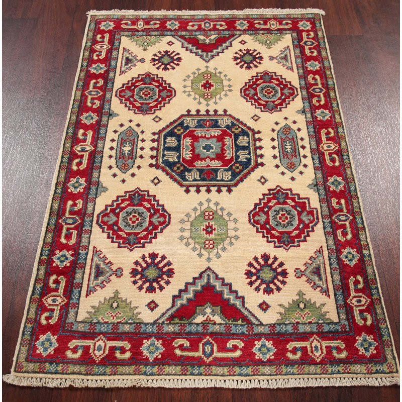Tapis d’intérieur en laine rouge/ivoire 2 pi 8 po x 4 pi 1 po one-of-kind à la main-noué la 2010 kazak