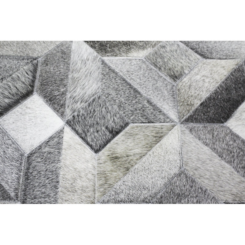 Handmade Geometric Gray Cowhide Rectangular Area Rug 8' x 10'