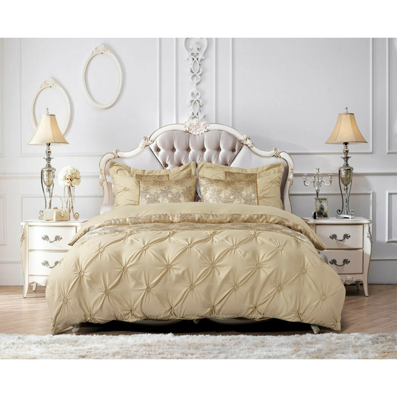 Maya Jacquard Duvet Cover Set Soft Microfiber Bedding with Pillowcases, Hypoallergenic & Luxurious, Gold