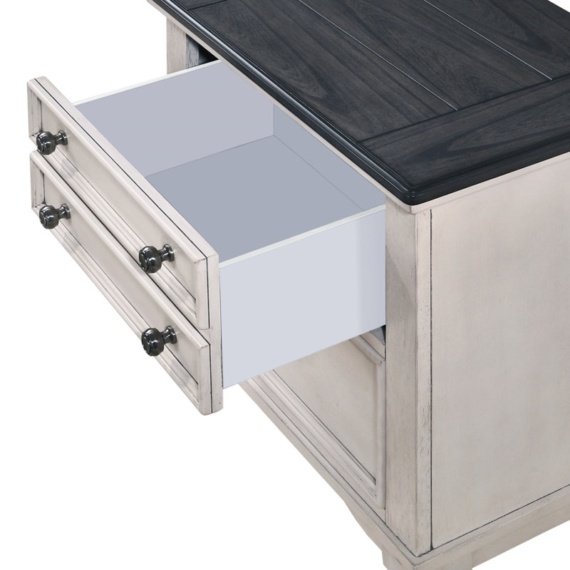 Boutons et poignées en nickel noir - Table de chevet décorative