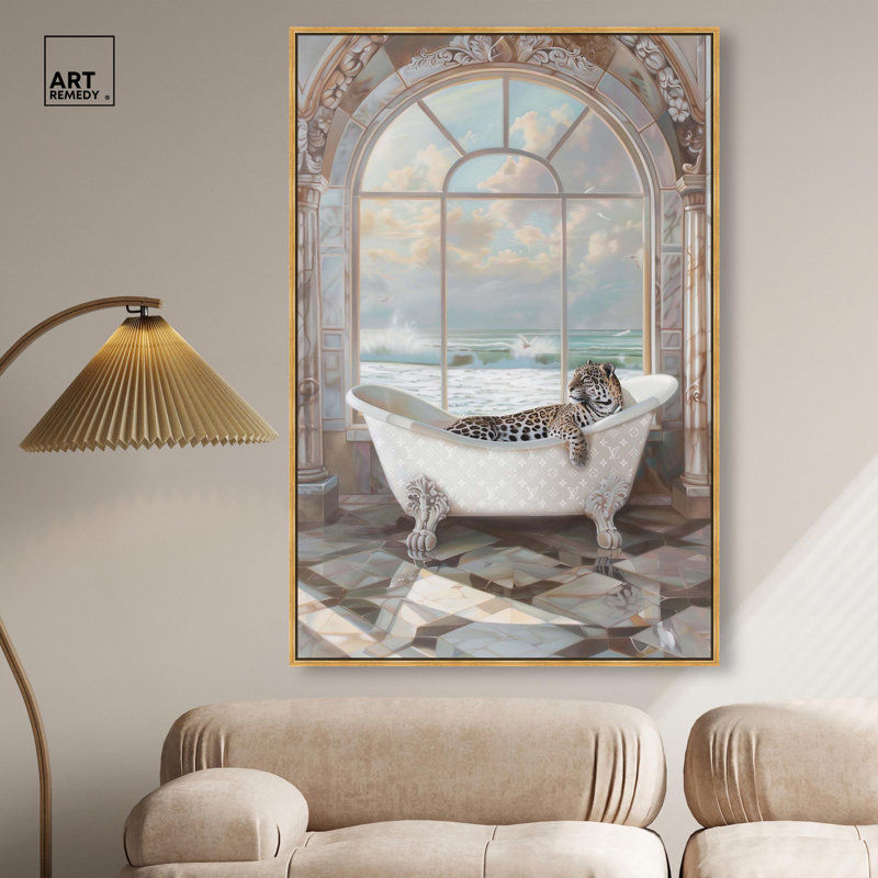 «Jaguar Arch Bathroom Glam Canvas» par Art Remedy, H 31 po x l 21 po, Cadre flottant, Doré