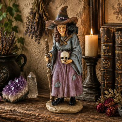 Fantasy & Sci-Fi Figurines & Sculptures