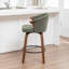 Tabouret de comptoir pivotant rembourré avec structure en bois Devault-123162592