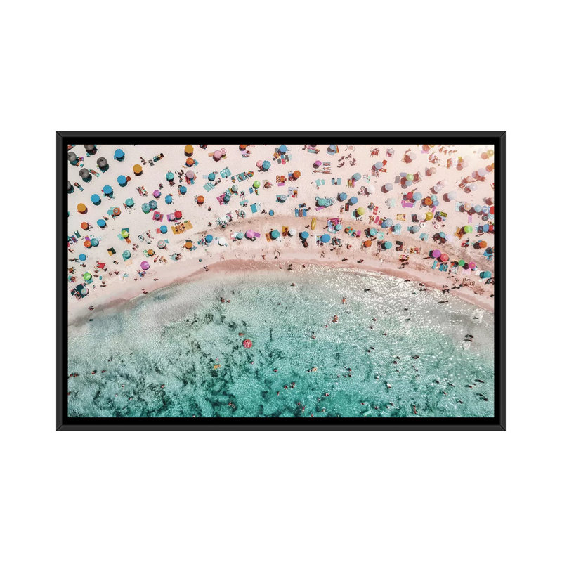«Beachy» par Honeymoon Hotel - impression, H 18 po x l 26 po x P 1,5 po, Toile avec cadre noir, Pas de tapis