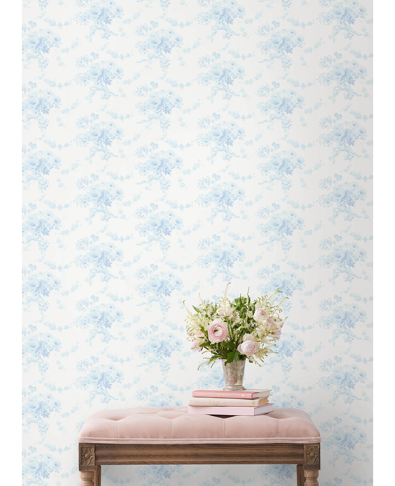 Champagne Harbor Self-Adhesive Roll, Blue