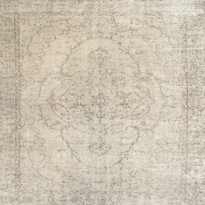 Jaxx Oriental Indoor Rug