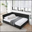 Structure de lit double capitonnée pleine grandeur avec dossier et accoudoirs confortables, idéale pour la chambre à coucher et le salon-120692979-120692980