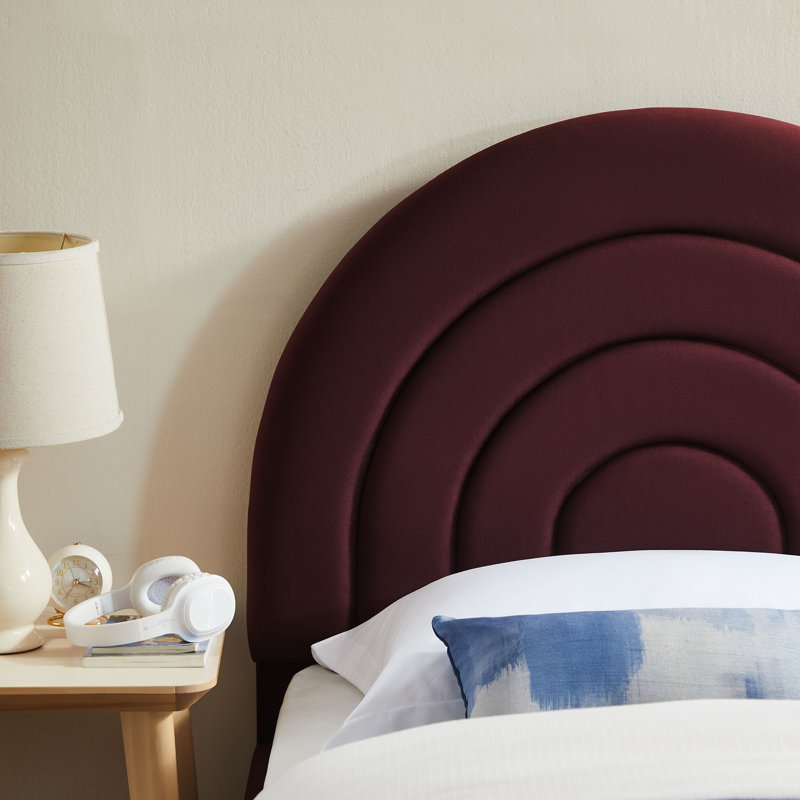 Lit plateforme en velours Solana Performance, Mûre blanche, Simple