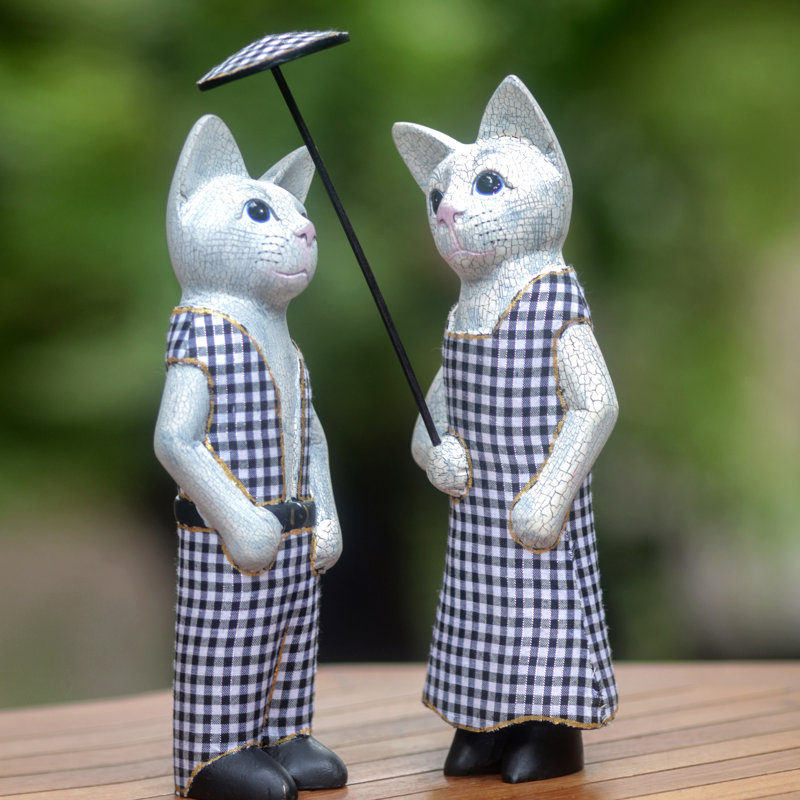 2 Piece Bali Cat Couple Figurine Set