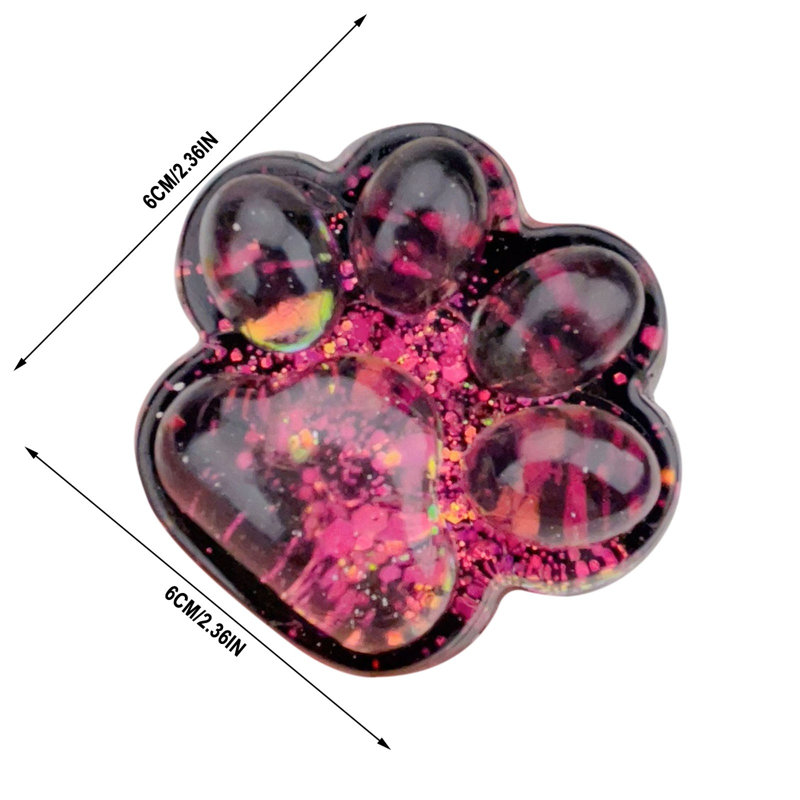 Jouet gigantesque en forme de patte