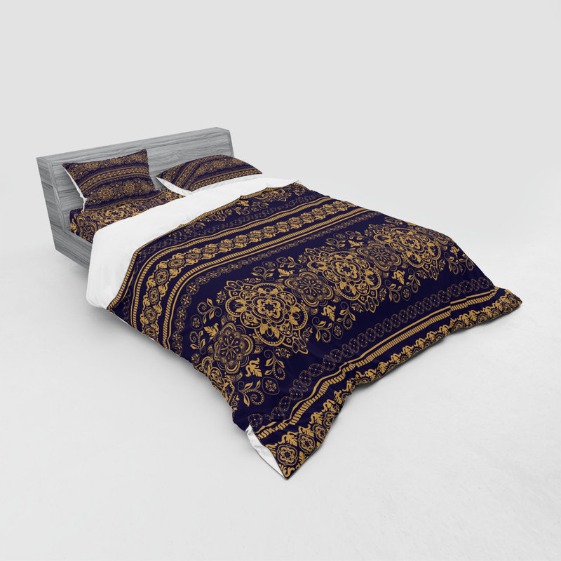 Traditional Polyester Floral Duvet Cover, Queen Duvet Cover + 3 Additional Pieces