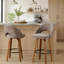 Tabouret de bar à hauteur fixe en bois de noyer et tissu brun avec repose-pieds rond en métal noir - ensemble de 2